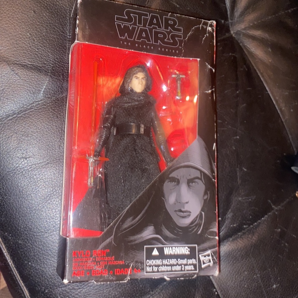 STAR WARS Kylo Ren unmasked HASBRO Black Series 26 Disney 6” ActionFigure Sealed